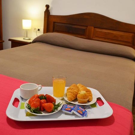 Hotel Manantiales Torremolinos Bagian luar foto