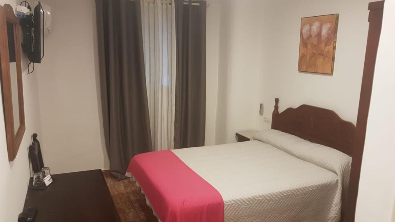 Hotel Manantiales Torremolinos Bagian luar foto