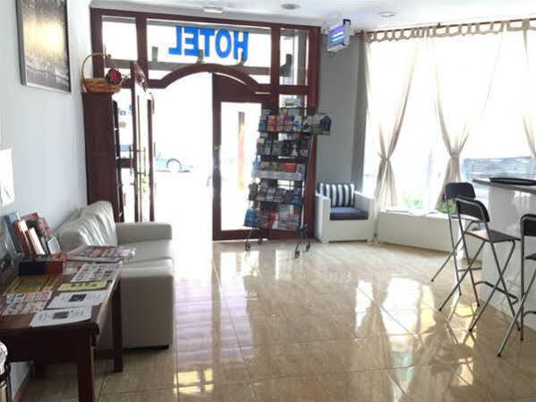 Hotel Manantiales Torremolinos Bagian luar foto
